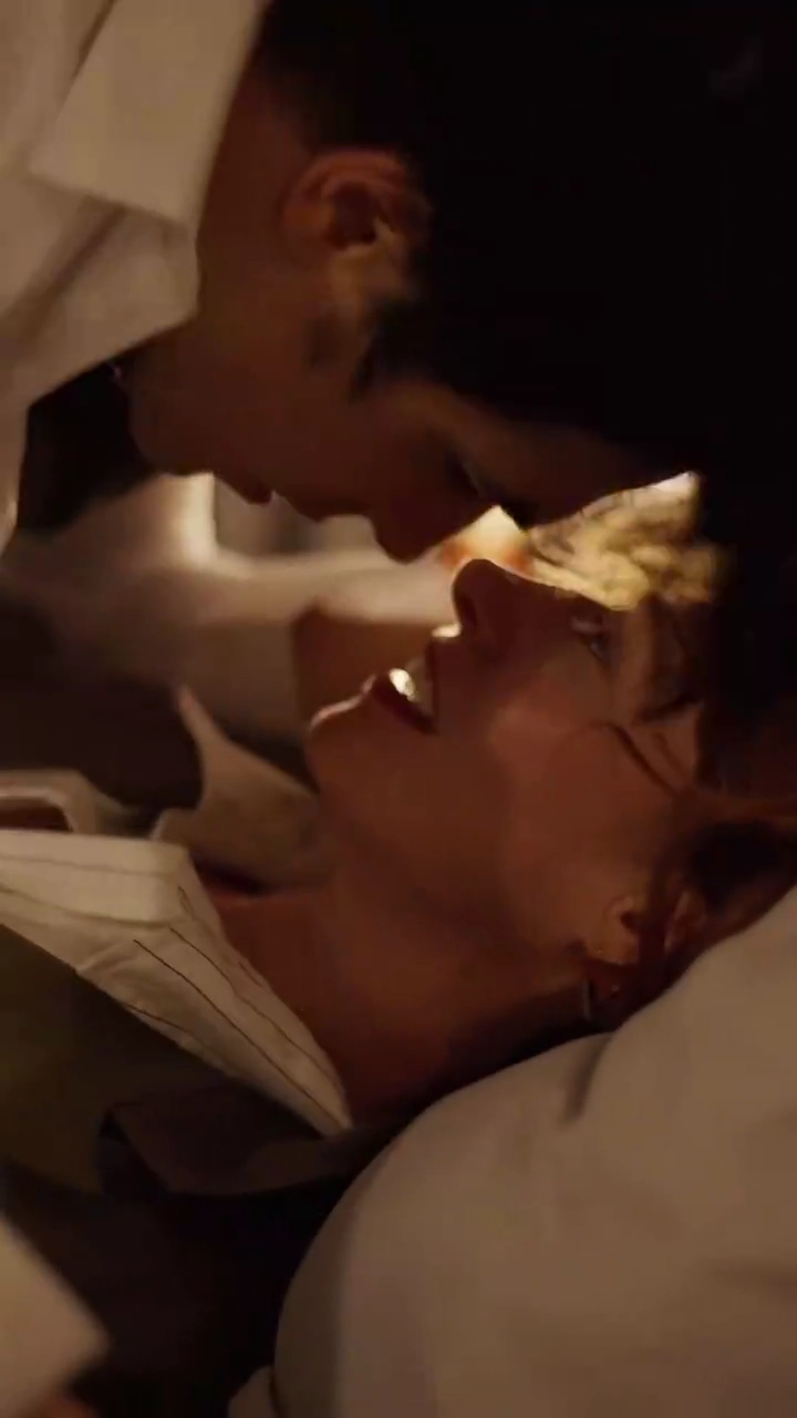 Pick A Hot Escort For My BabyPhoto