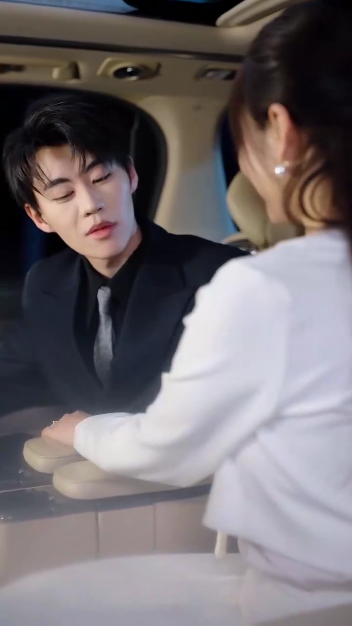 [Versi suara dubbing] Ketika Cinta Menentang Takdirfoto