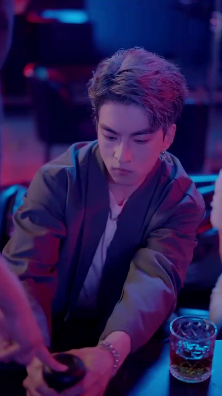 [Versi suara dubbing] Ibu Tiri Ratu Sayafoto