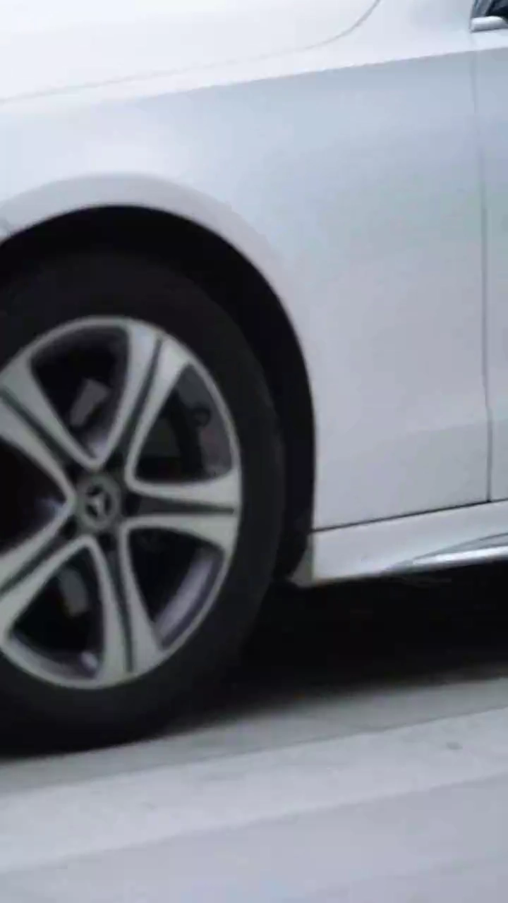 [Versi suara dubbing] Kembalinya Pahlawan Fusifoto