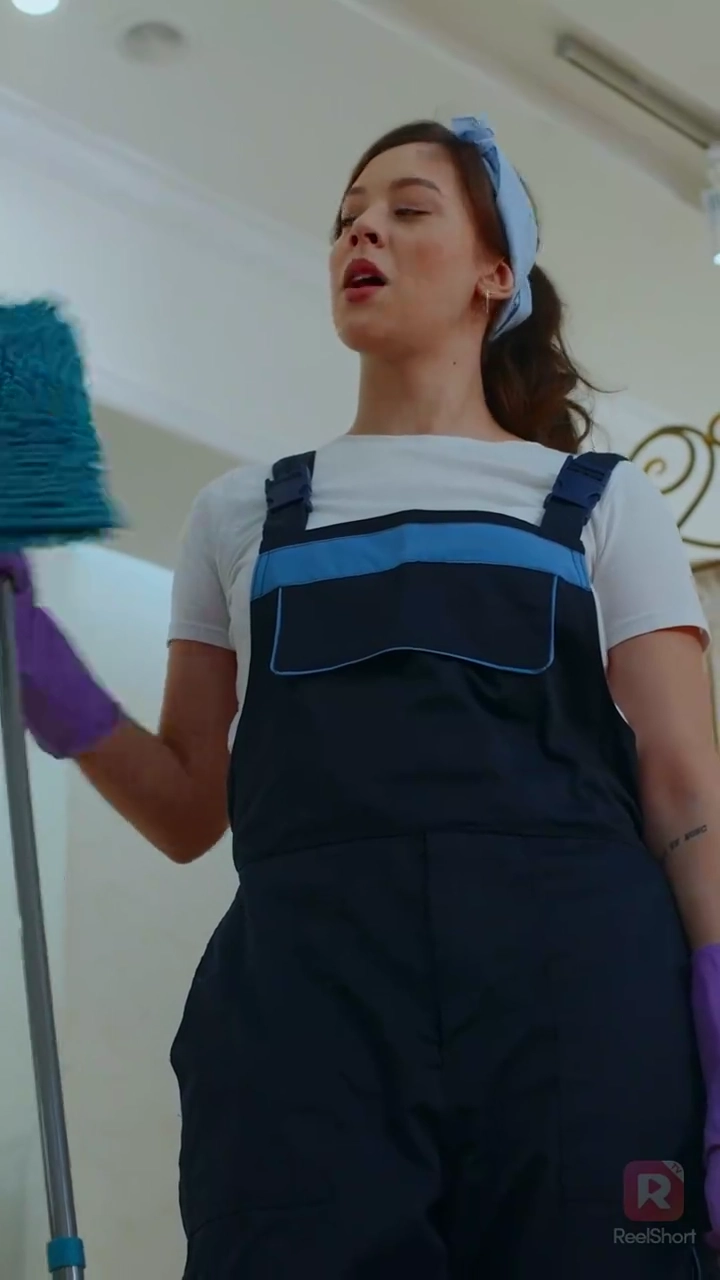 Menjebak Hati si Putra Presidenfoto