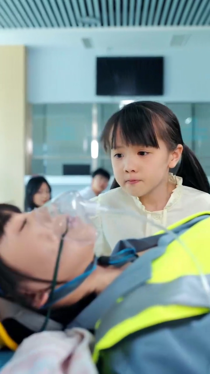 [Versi suara dubbing] Kandang Uang: Kesedihan Cintafoto