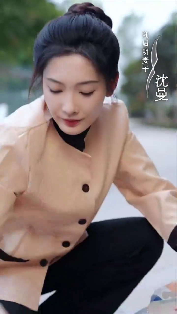 [Versi suara dubbing] Gemuruh penyesalanfoto