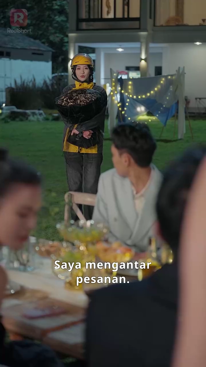 Cinta Menemukannya Usai Berceraifoto