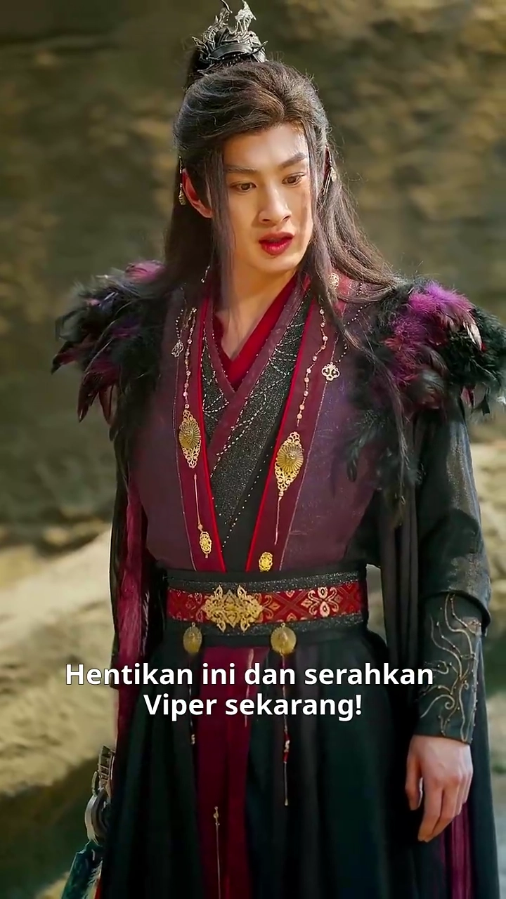 [Versi suara dubbing] Cinta dan Benci Burung Feniks: Ujian Pengembangan Dirifoto