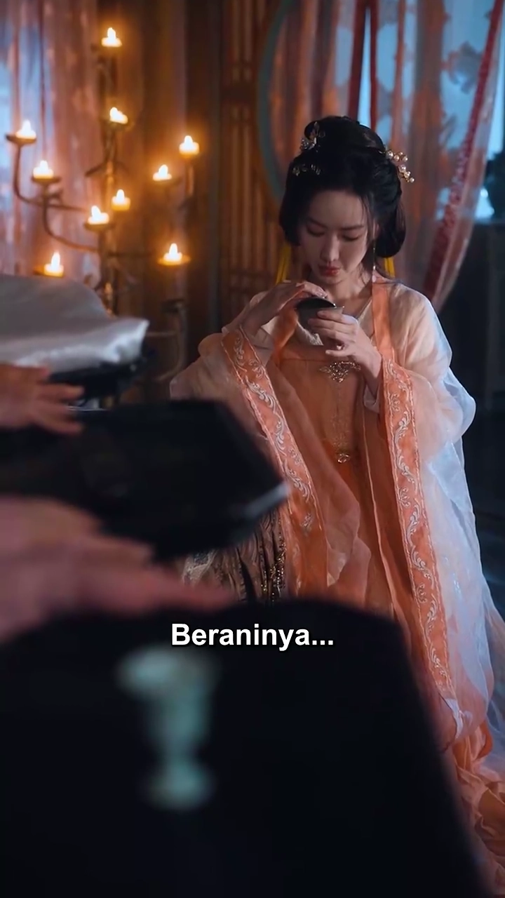 Tunangan, Aku Akan Menikahi Ayahmufoto