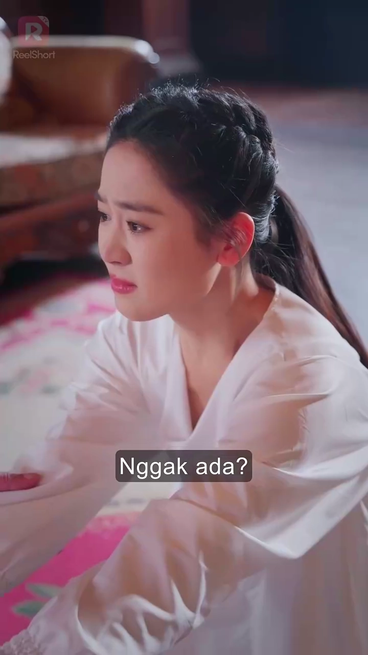 OMG, Tunangan Tiriku adalah Ayah Anakkufoto