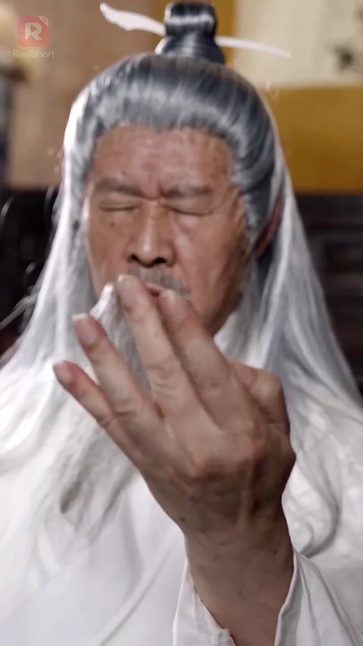 Perang Es dan Api: Dewi Salju Terakhirfoto