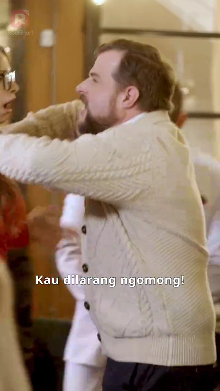 [Versi Dub] Mafia di Balik Seragam SMAfoto