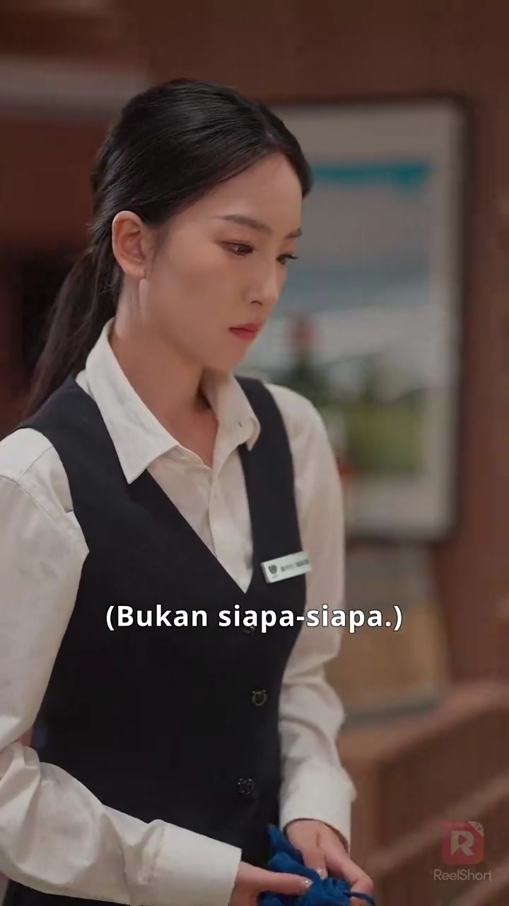 Saat Sang Raja Jatuh Untuk Putri Berkedokfoto