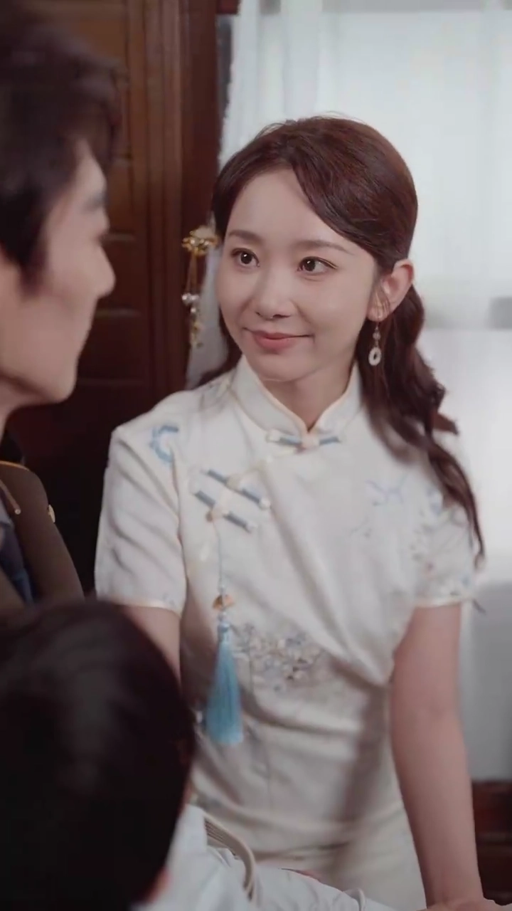 再婚拒否！彼が跪く督軍夫人写真