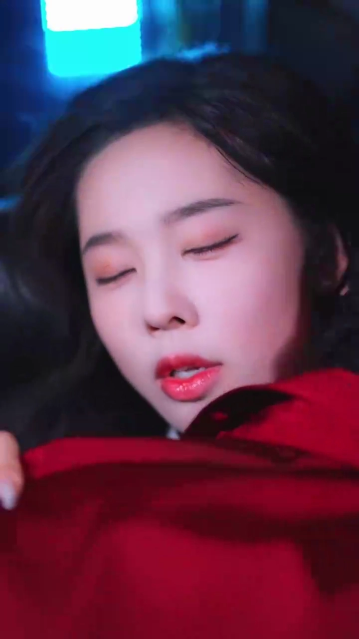 盲目の母と小さな探偵写真