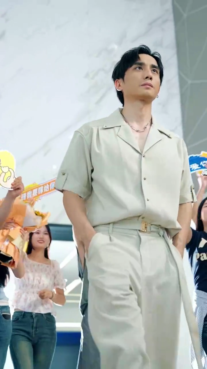 引退した王者の新しいチャンス写真