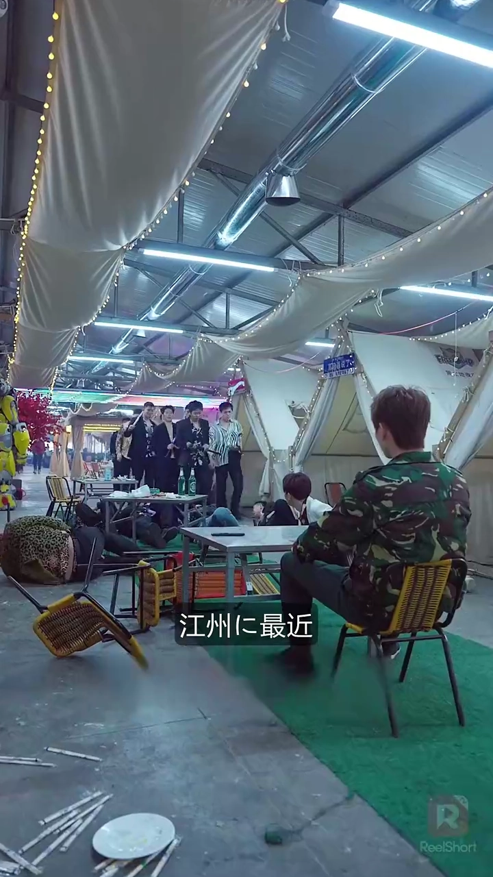 神を統べる男写真