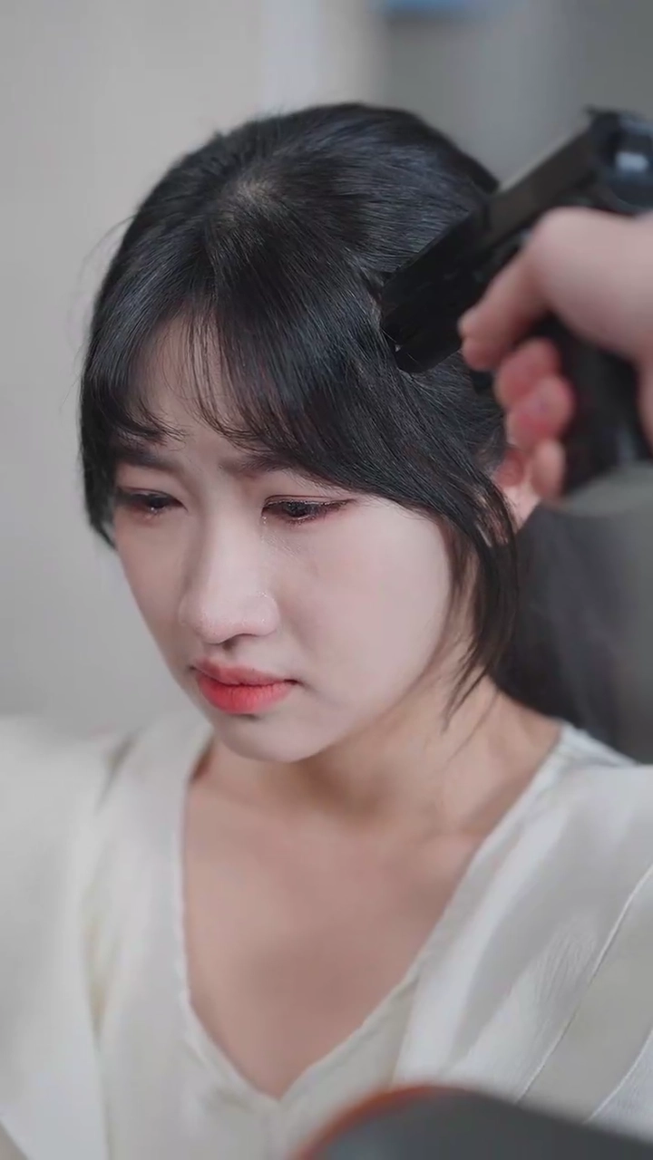 闇の中の真実写真