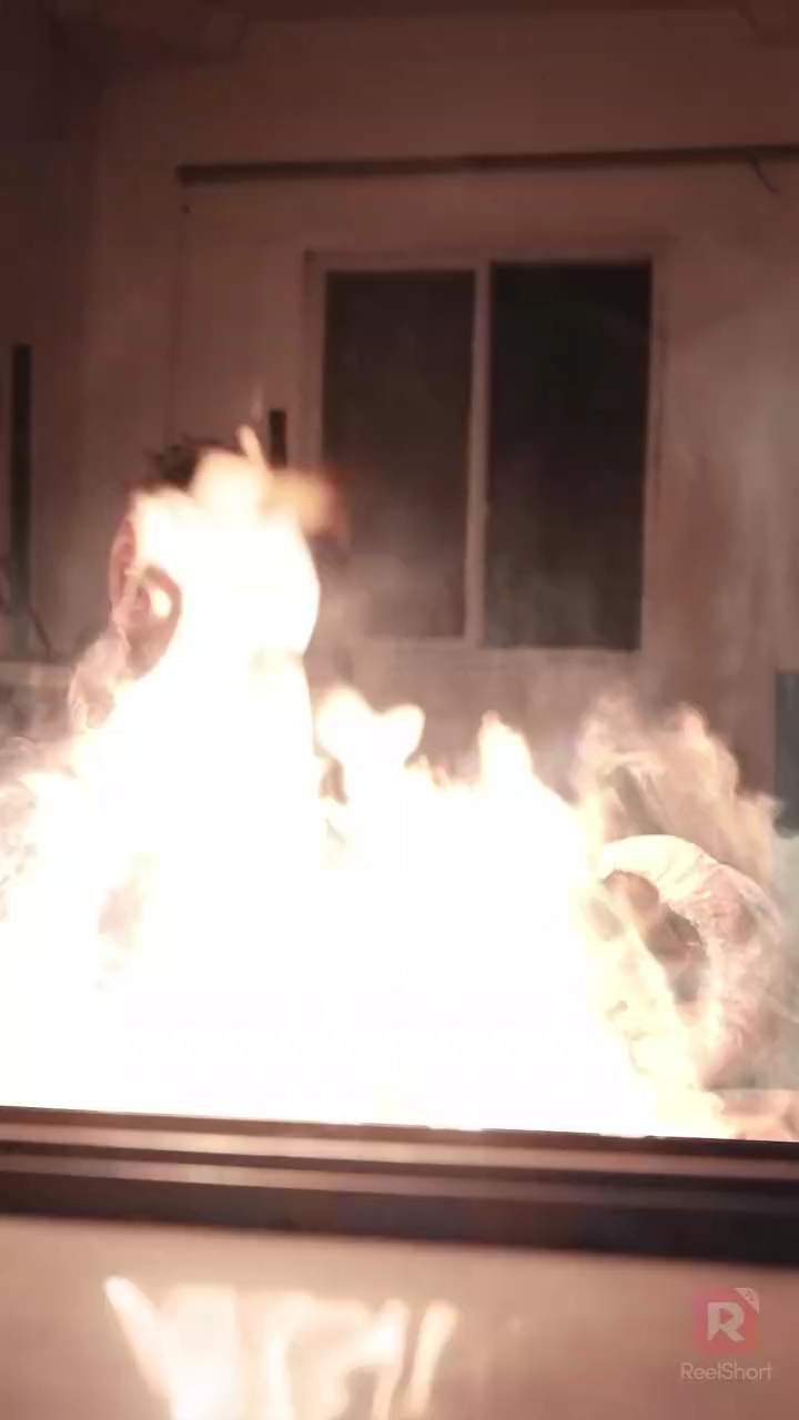 ブサイク令嬢の華麗なる復讐写真