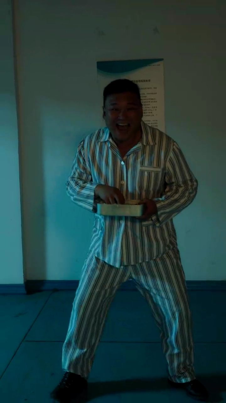 悪隣人VS狂気女写真