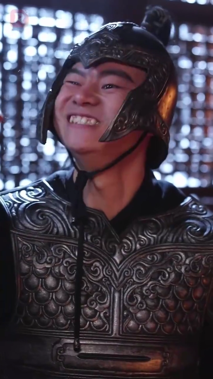 炎に甦る毒妃写真