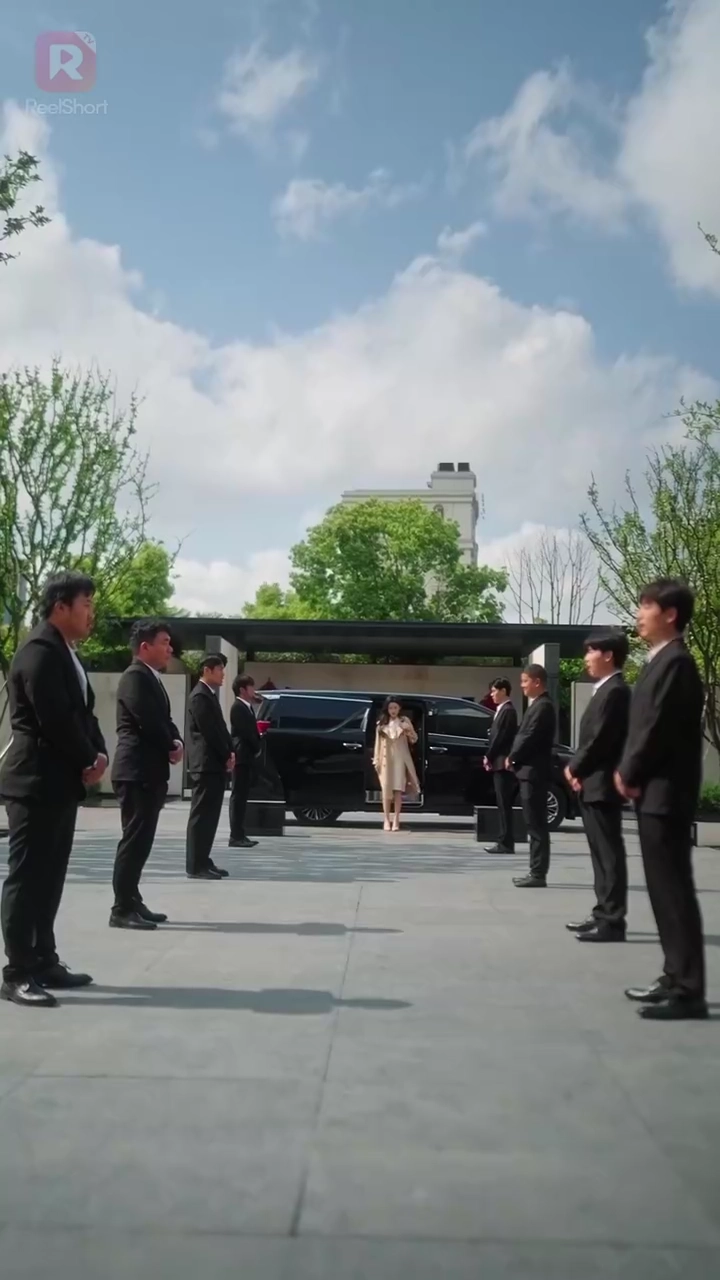 貧乏人ぶった億万長者達のスピード婚写真