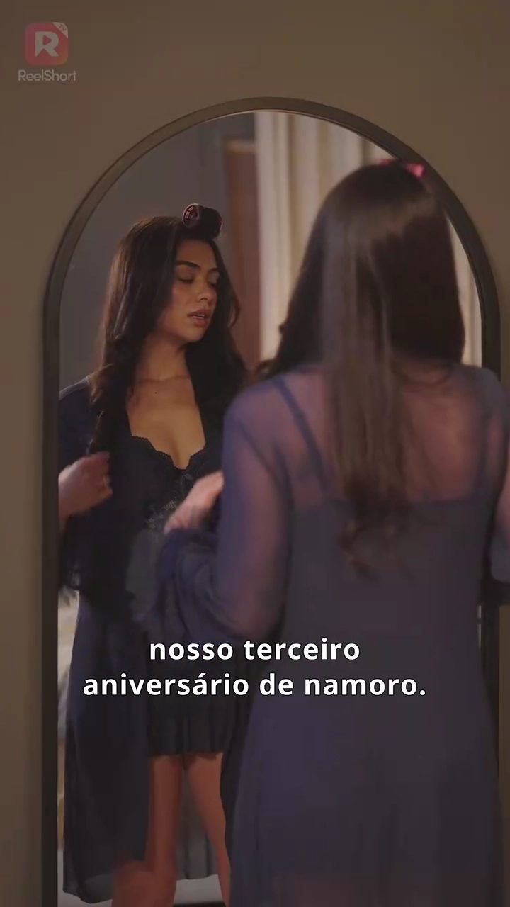 Troquei Meu Ex pelo Tio Bilionário DeleFoto