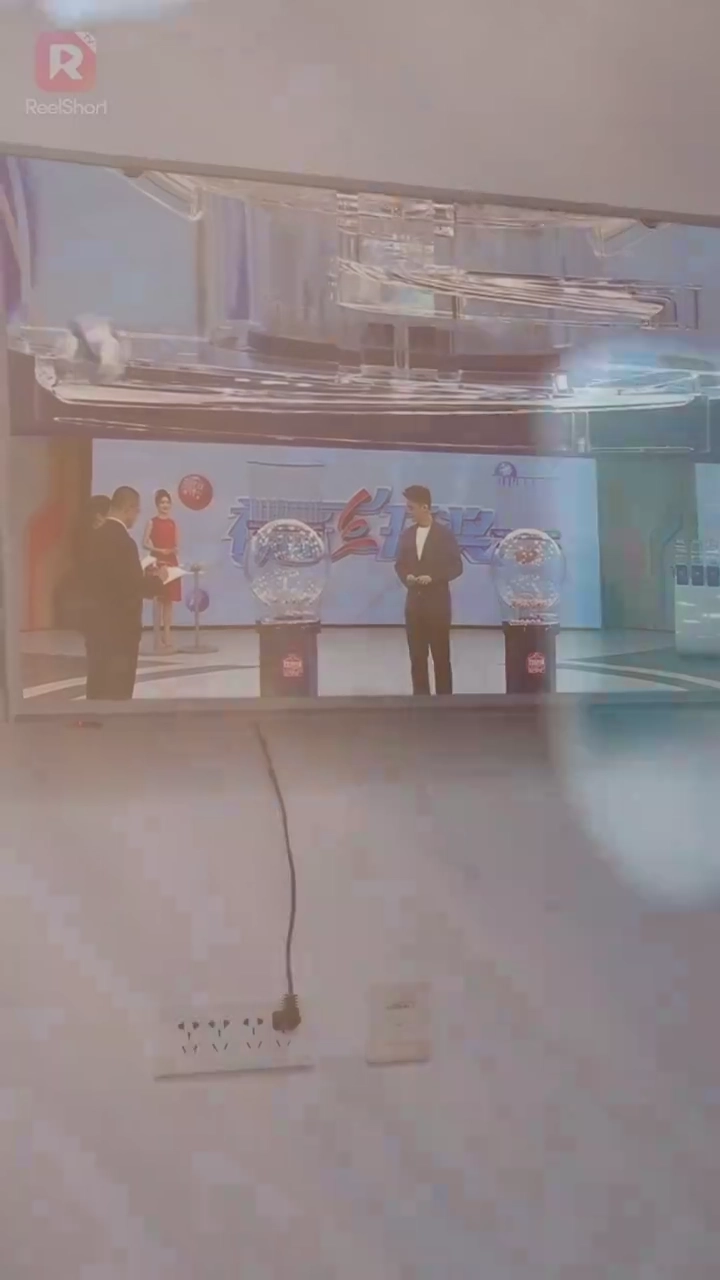 A Volta por Cima da Dona de CasaFoto