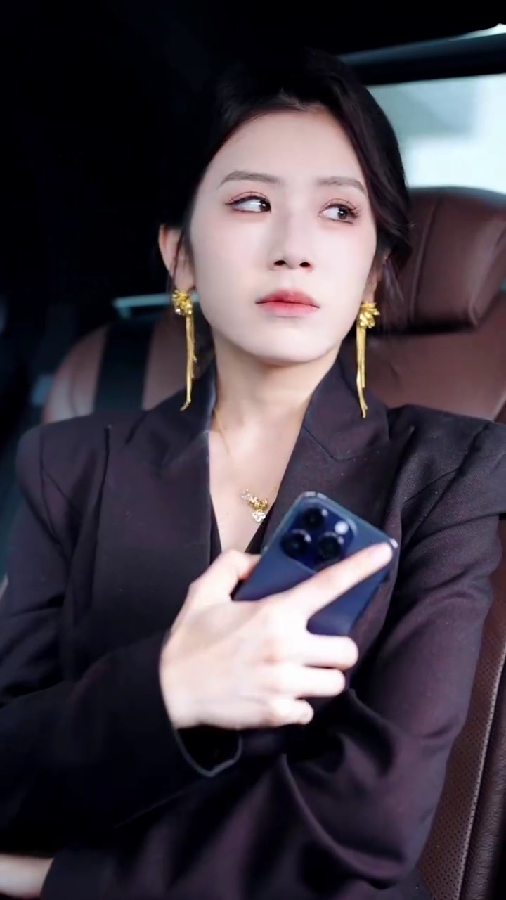 五年後の再逢：唖然とした娘写真