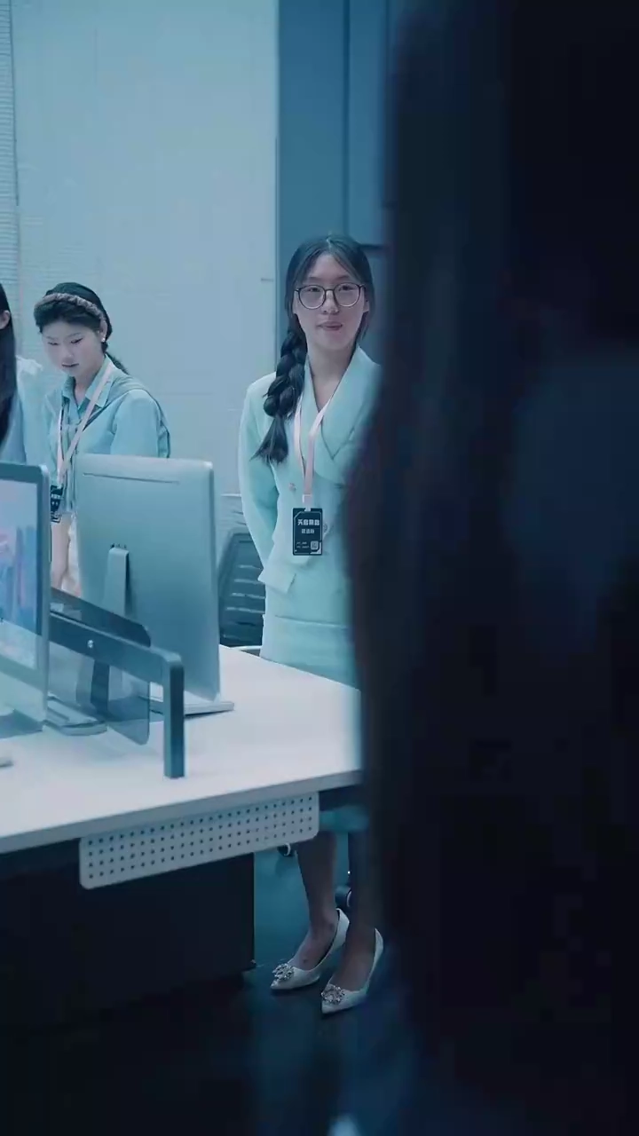 [吹替版] 曦陽の光と迷い写真