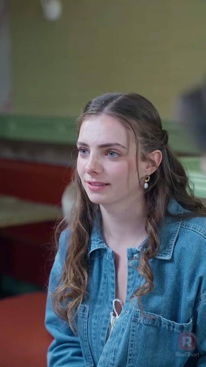 シャイニングスーツの騎士写真