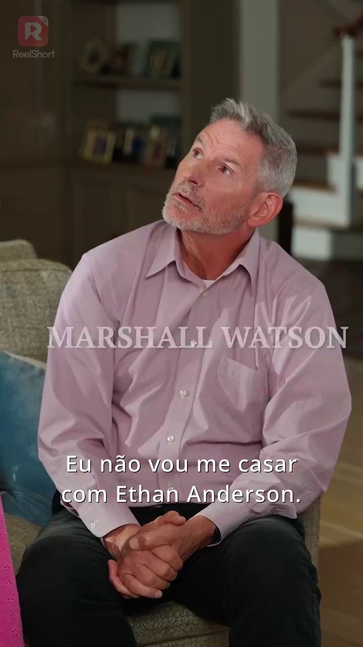 Estrangeiros em Amor SecretoFoto