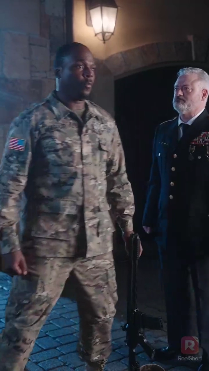 [dublado] Dinheiro, Armas e um Feliz NatalFoto