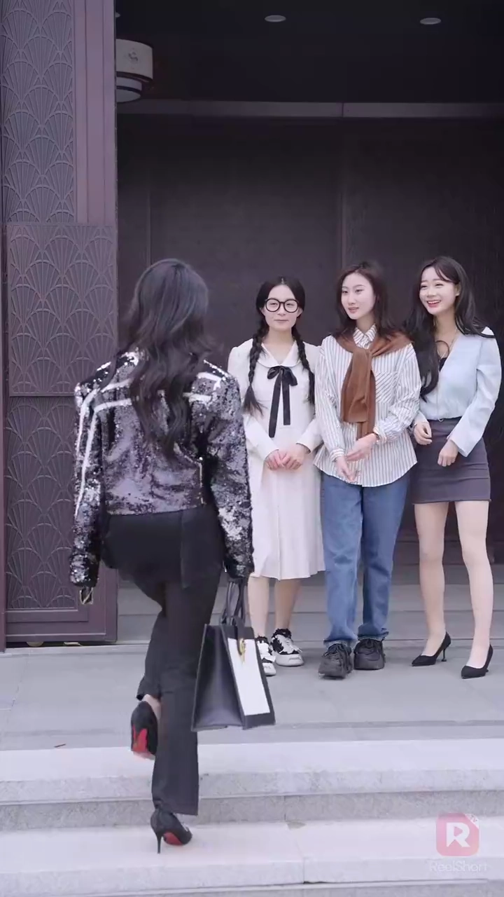 A Esposa da Estrela Trabalha AquiFoto