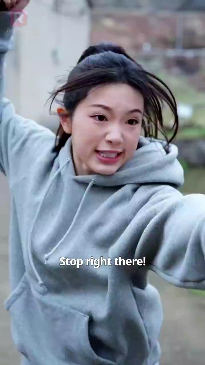 Falling for My Gold-Digger Wife (English-dubbed)Foto