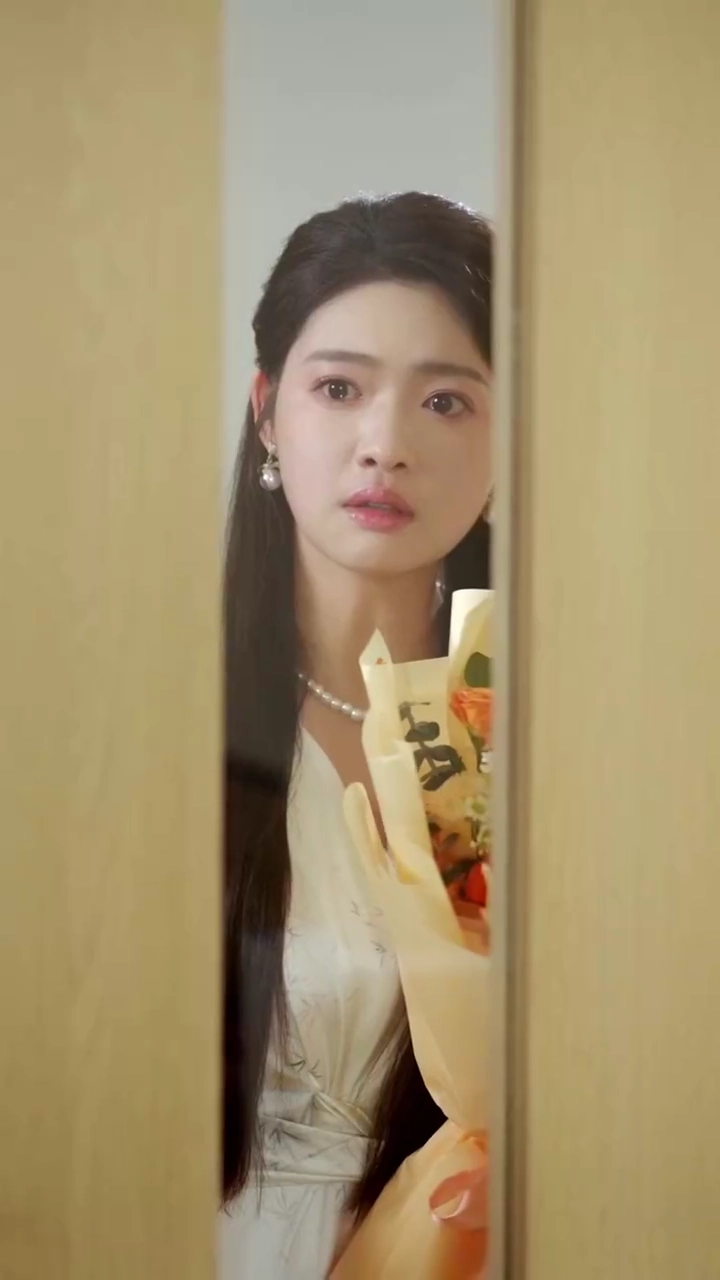 [Versão Dublada] O Retorno MascaradoFoto