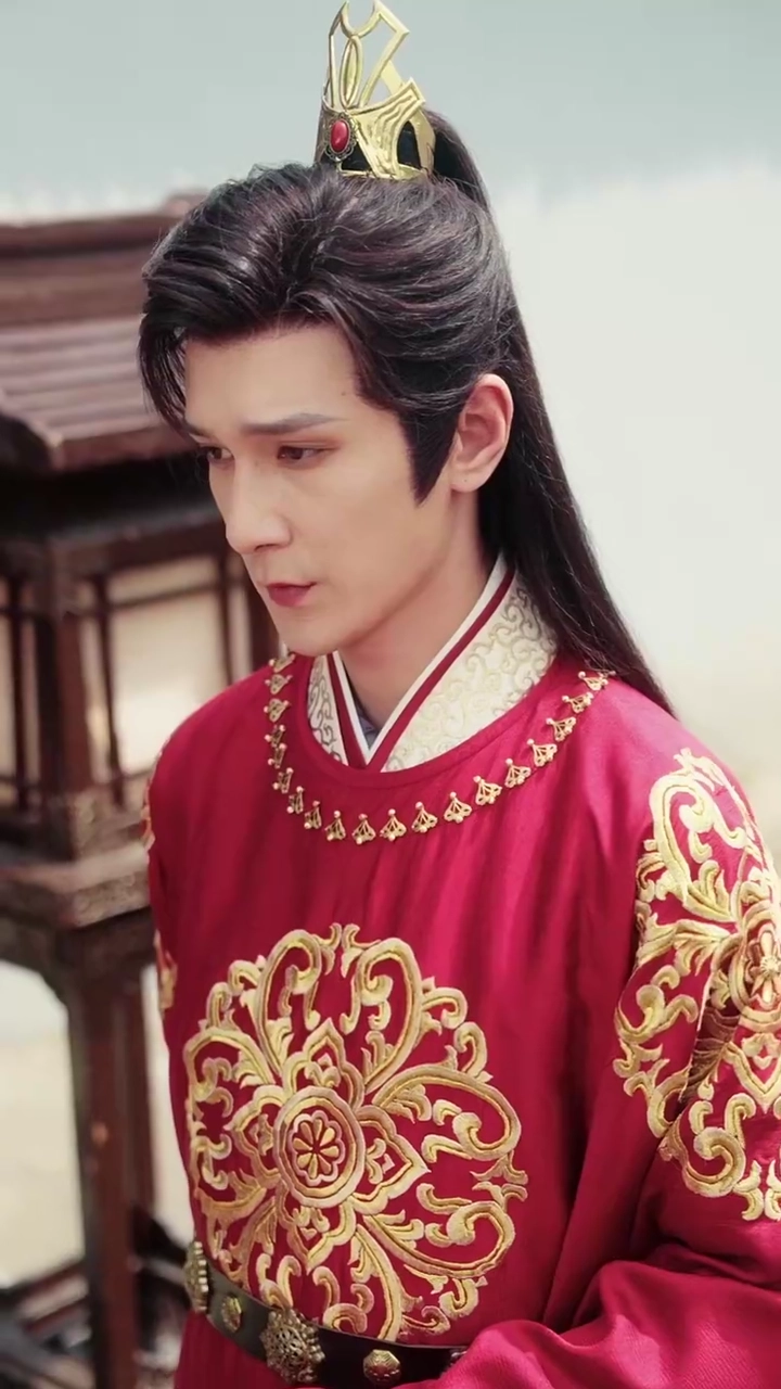 [Versão dublada] Chamas do Renascimento: Quando a Fraqueza DesapareceFoto