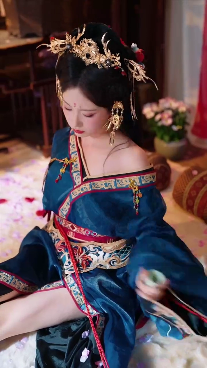 [Versão Dublada] A Ascensão da MadrastaFoto