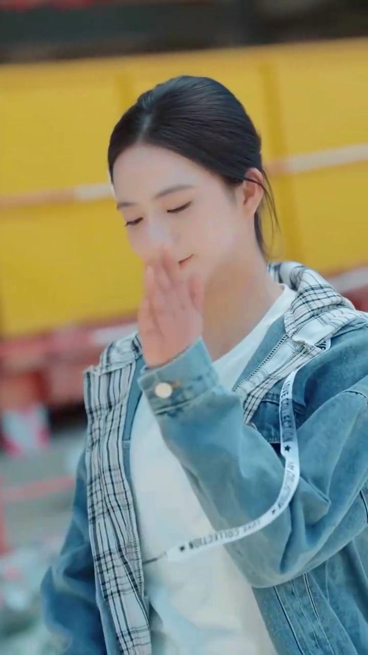 [Versão Dublada] O Amor Atrás da MáscaraFoto