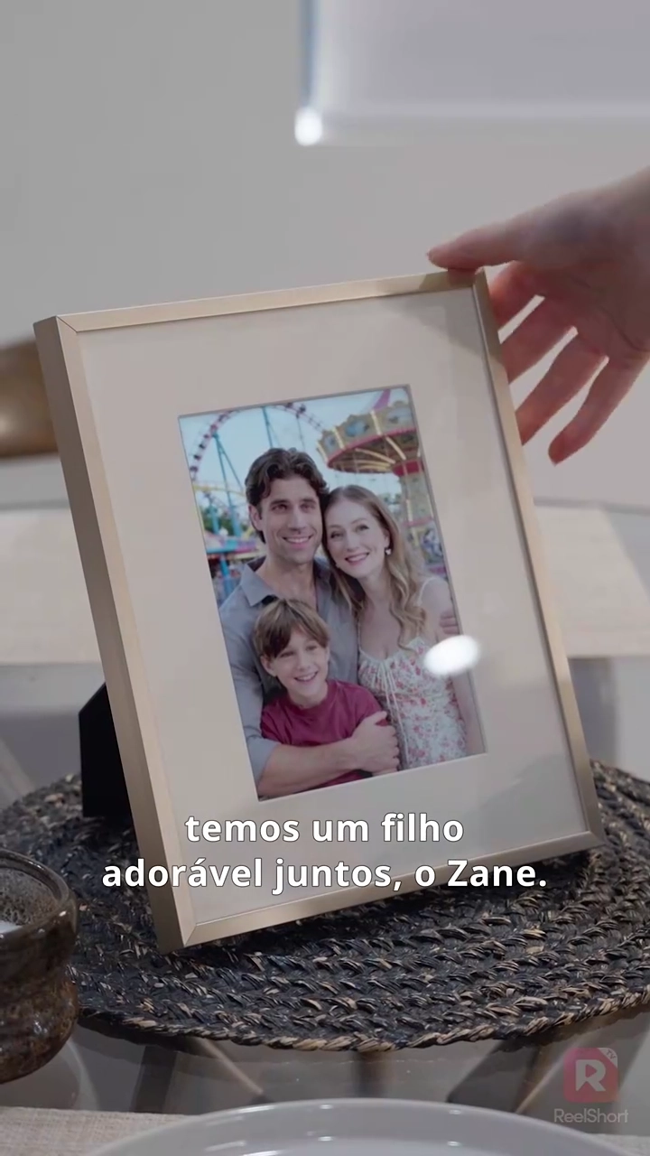 Ex-marido, saia da minha vidaFoto