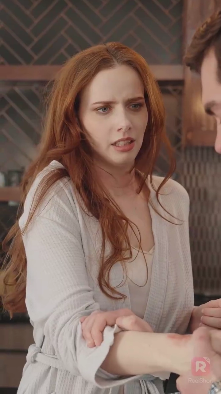 元夫の執着 〜終わったはずの契約婚〜写真