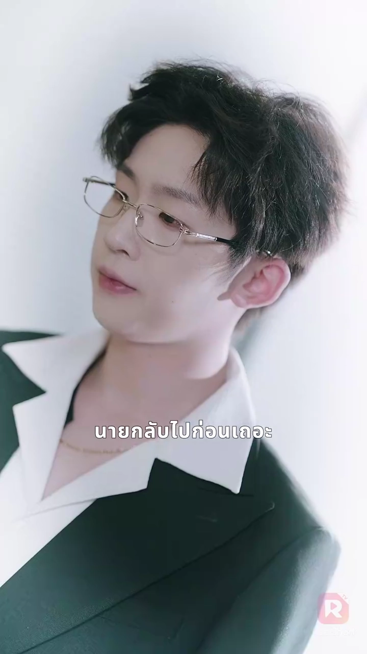 เลือดในไซเบอร์รูปภาพ