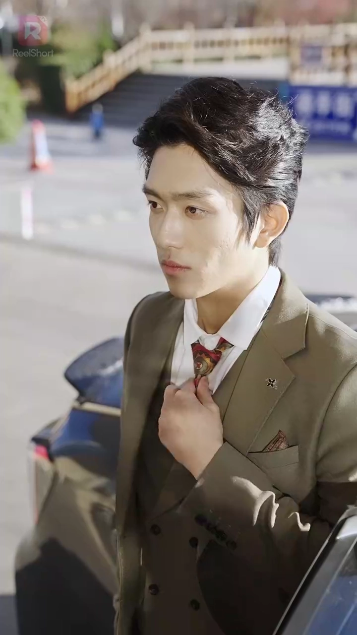 ภรรยาซุปตาร์ทำงานที่นี่เหรอรูปภาพ