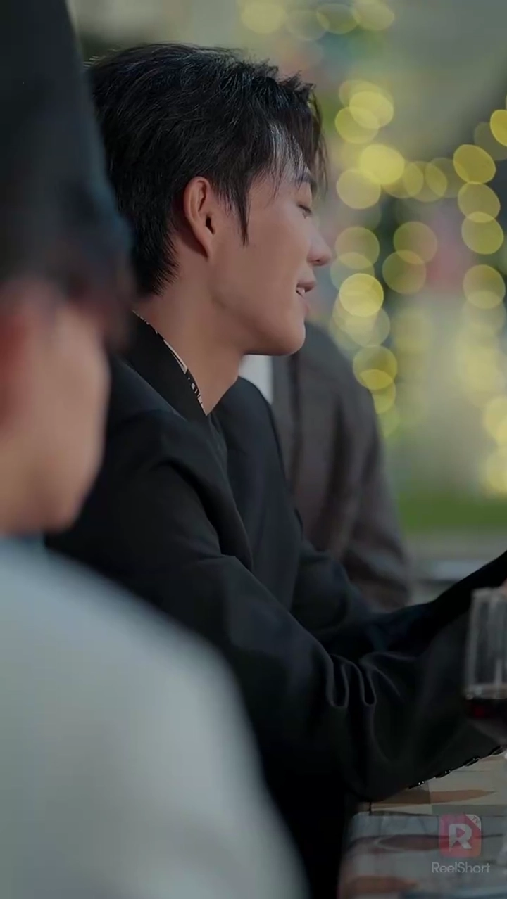 (พากย์) หัวใจเซ็นขาด รักใหม่เซ็นรับรูปภาพ