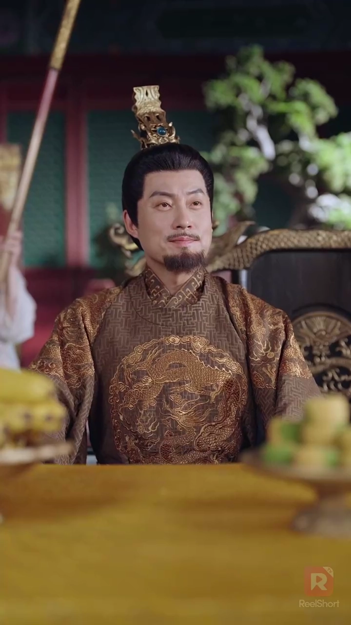 อภิเษกสมรสกับ ท่านอ๋องสายแบดรูปภาพ