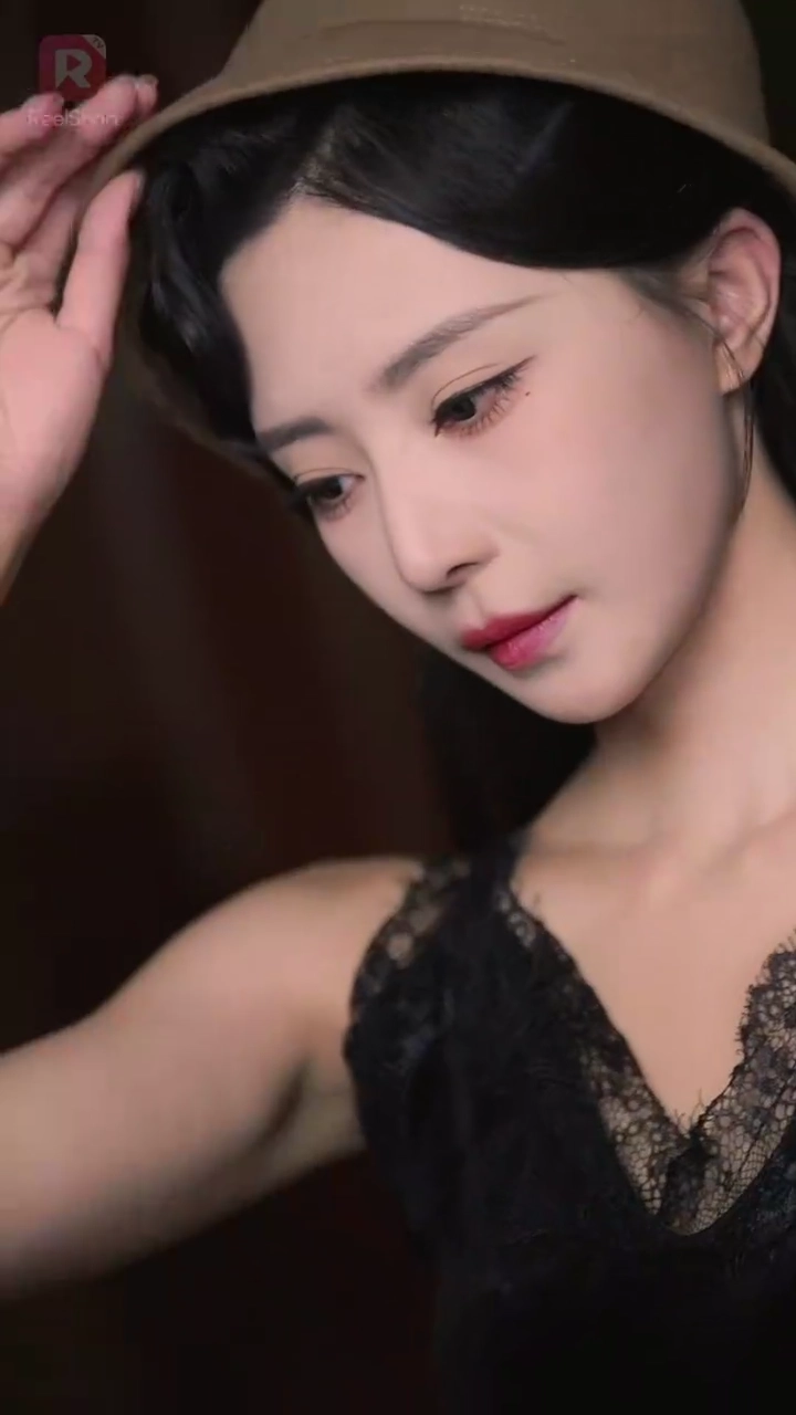 ลมจันทร์ไม่รู้ใจรูปภาพ