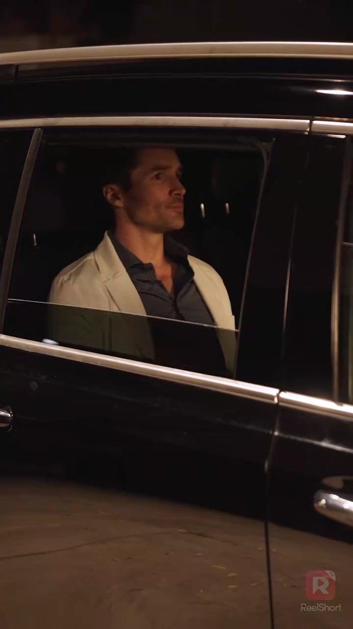 ปมรักพันธะหัวใจใต้เสื้อกาวน์รูปภาพ