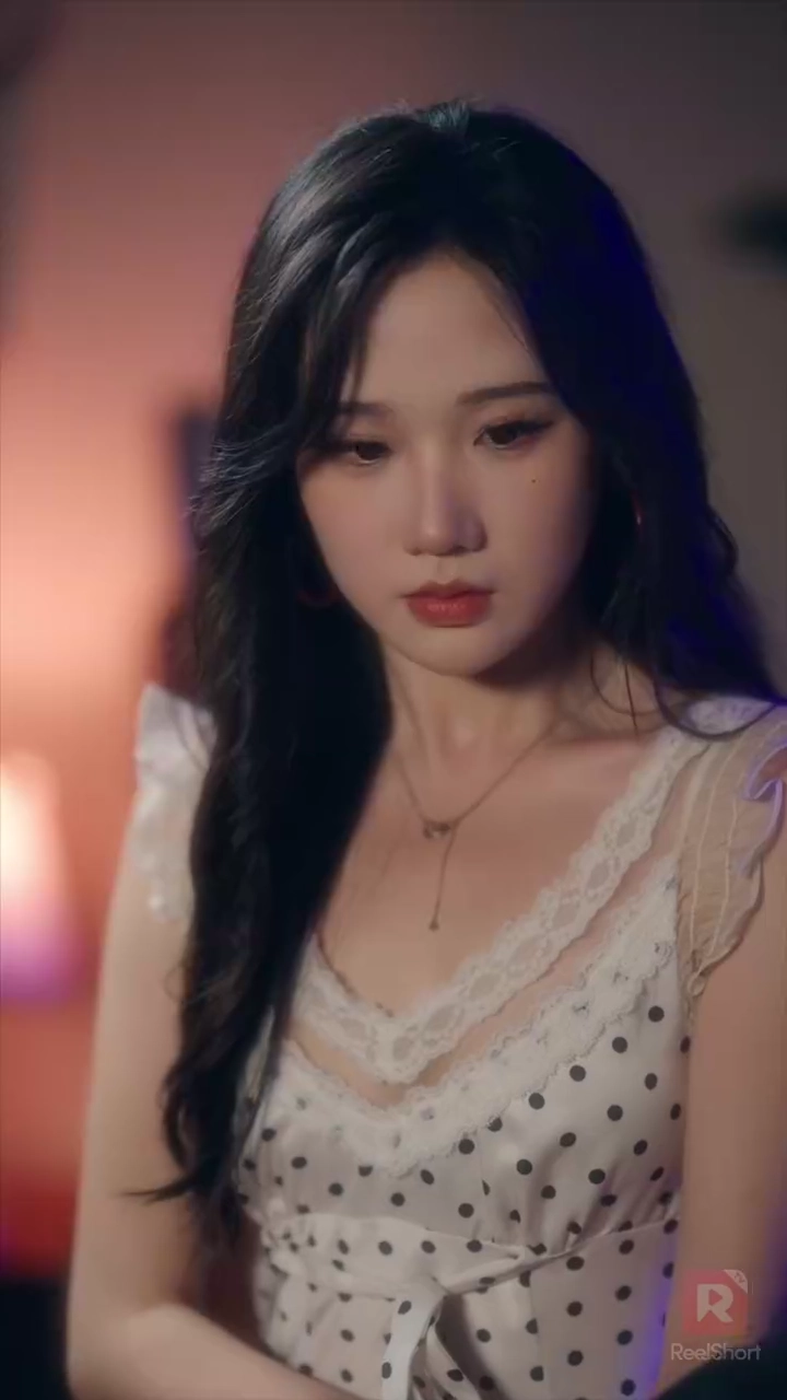 พันธนีรักในเงาแค้นรูปภาพ