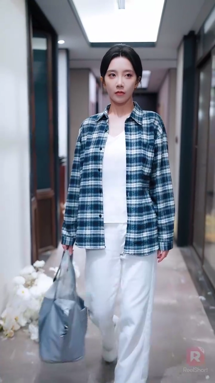 奪われた人生を取り戻す！ 本物令嬢の反撃写真