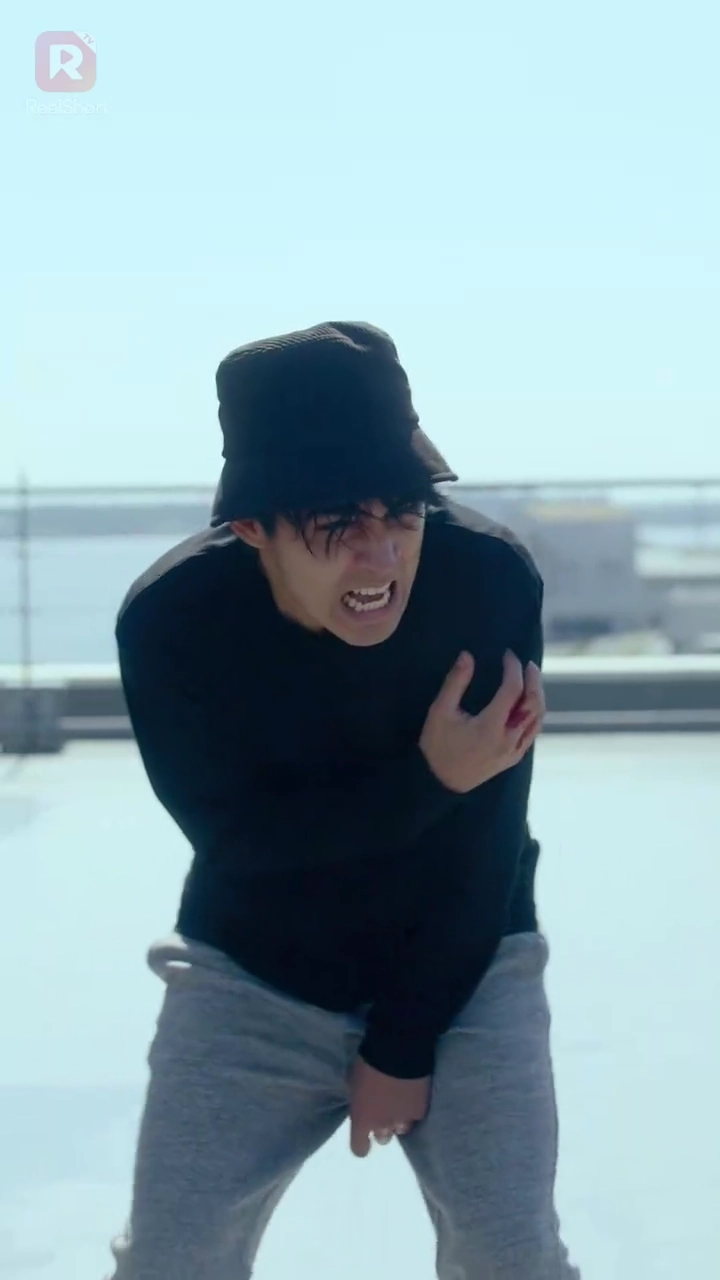 ストーカーを死にたくなるくらい溺愛してみた写真