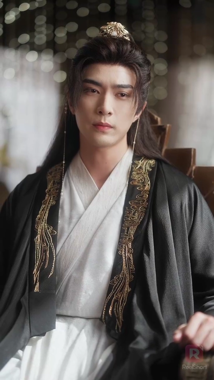 桃花と戦馬、錦の裙写真