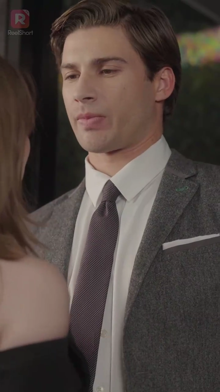 冷徹弁護士と危険な愛の契約写真