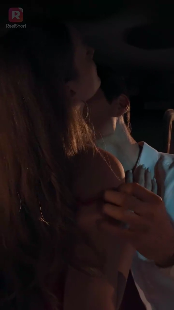 腹黒CEOの虜になった私写真